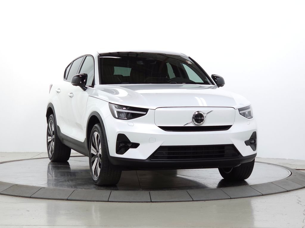 2023 Volvo C40