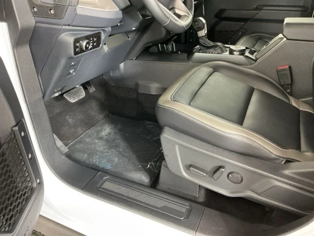 New 2025 Oxford White Ford Outer Banks image 17