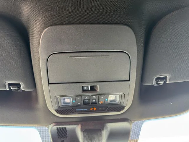 Used 2023 Oxford White Ford XLT image 25