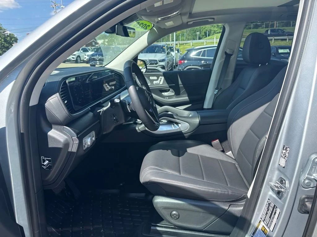 Used 2026 Silver Mercedes-Benz GLE 450 image 9