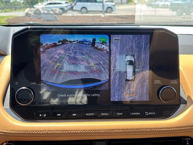 Used 2023 Red Nissan Platinum Intelligent AWD image 21