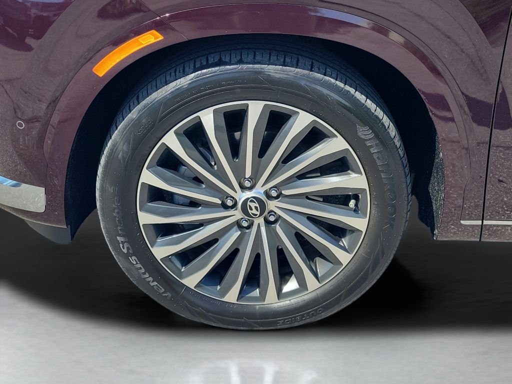 Certified Used 2023 Red Hyundai Calligraphy image 28