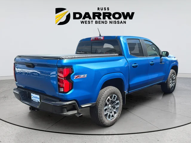 Used 2023 Blue Chevrolet Z71 image 5