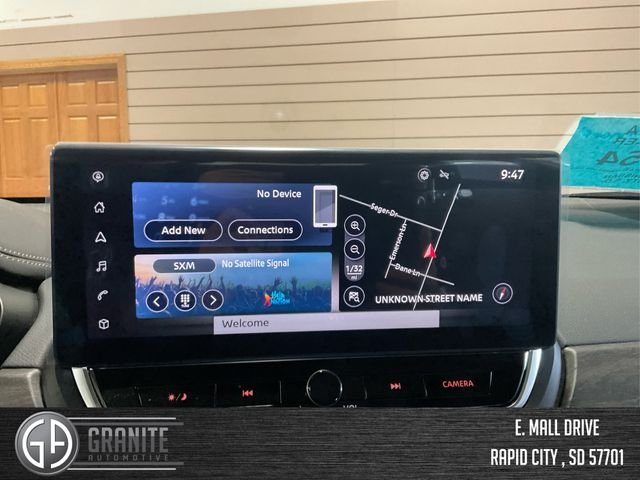 2025 Nissan Altima SL - Photo 13