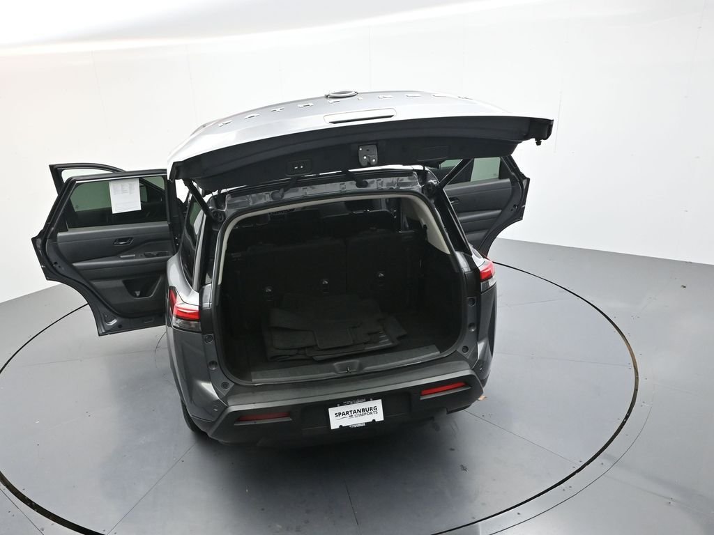 Used 2025 Gray Nissan SV image 37