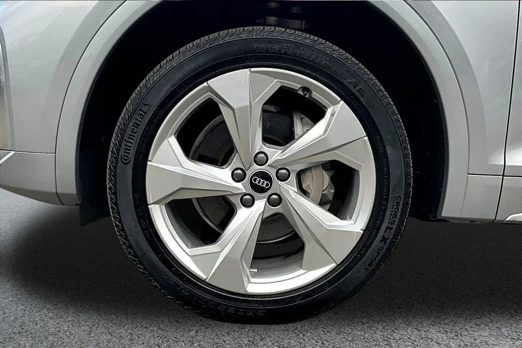 Used 2023 Silver Audi 45 S line Premium image 34