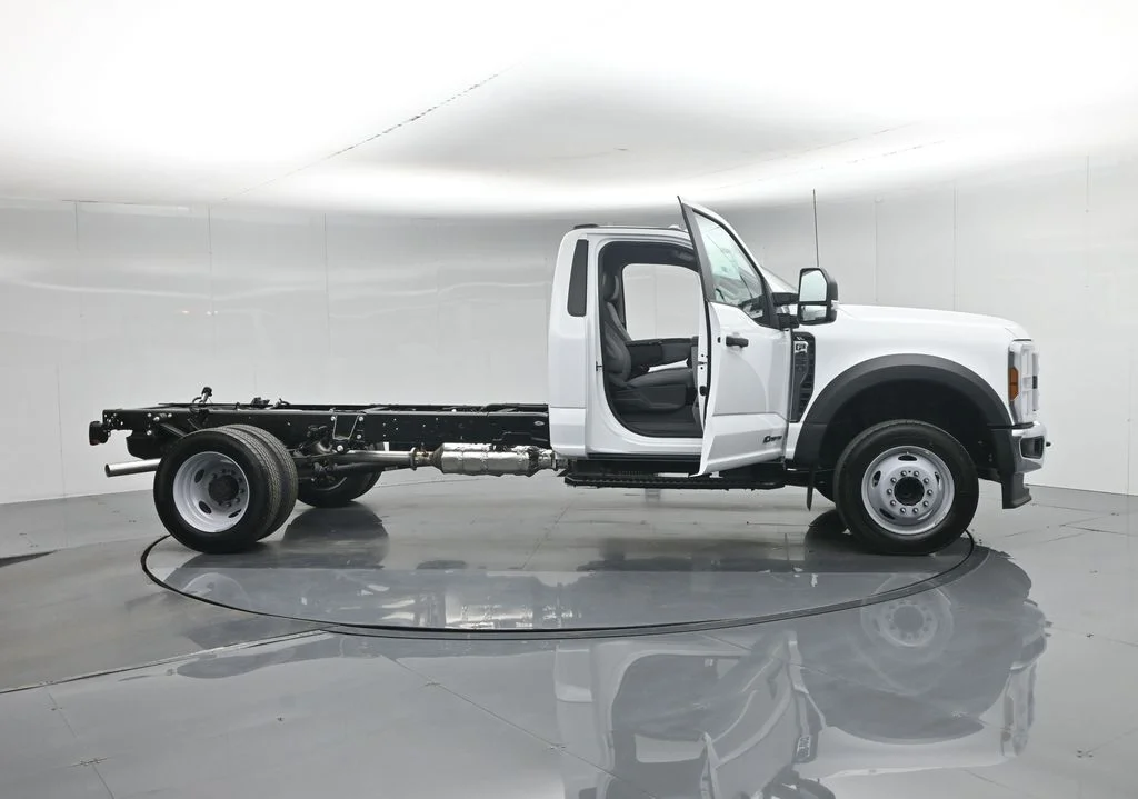 New 2026 White Ford XL image 28