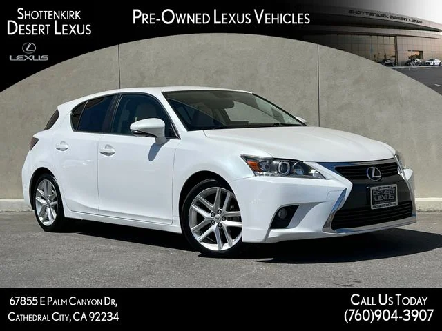 2016 Lexus CT 200h 200h's photo