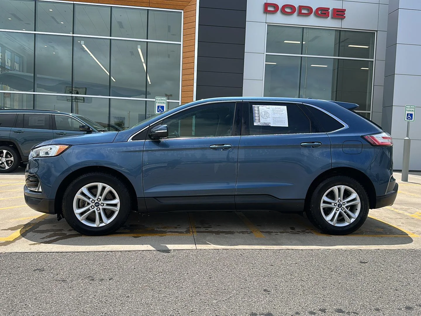 Used 2019 Blue Metallic Ford SEL image 2