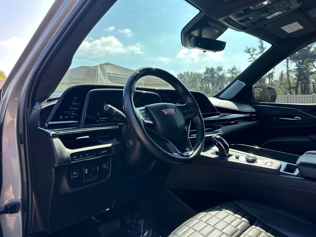 Used 2023 Silver Cadillac V-Series image 17