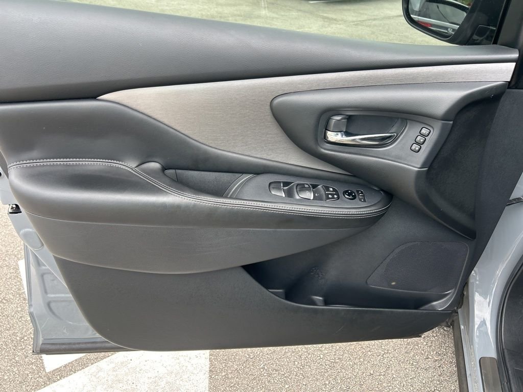 Used 2024 Gray Nissan SL image 18