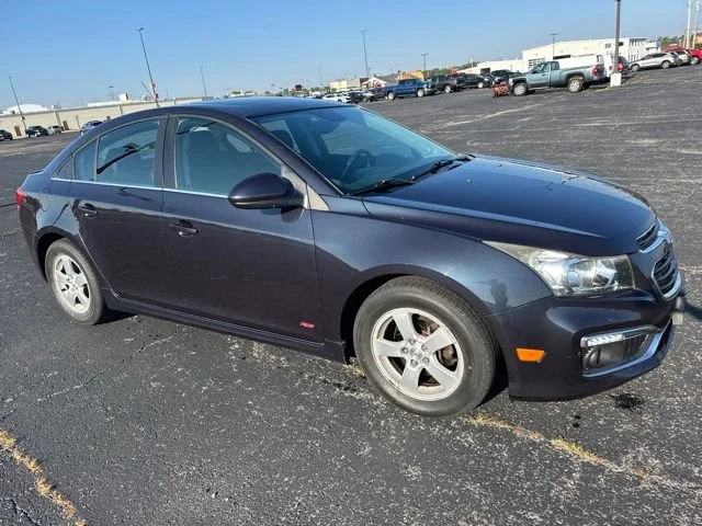 Used 2015 BLUE RAY METALLIC Chevrolet LT image 3