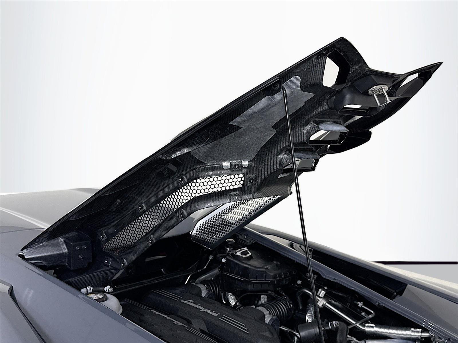 Used 2025 Grigio Telesto Metallic Lamborghini  image 26