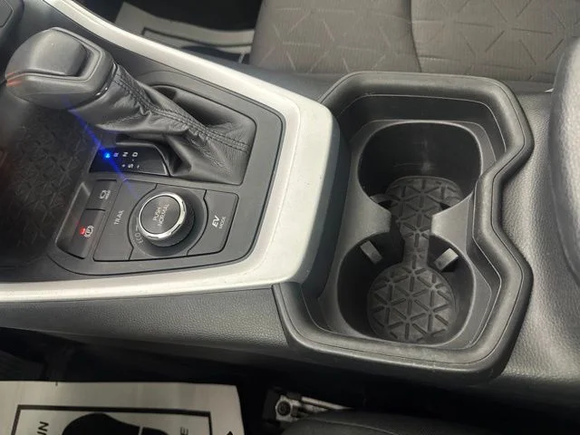Used 2019 Lunar Toyota XLE image 17