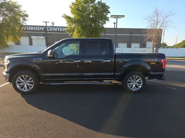 Used 2016  Ford  image 2