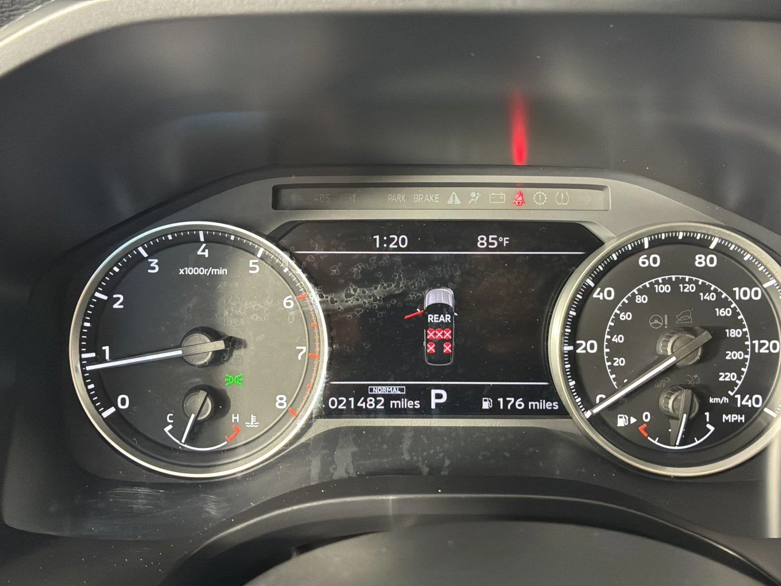Used 2025 Black Diamond Mitsubishi SE image 27