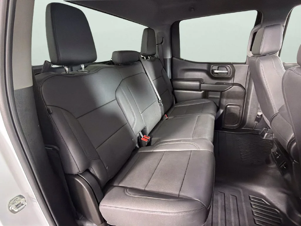 Used 2025 Summit White Chevrolet WT image 29