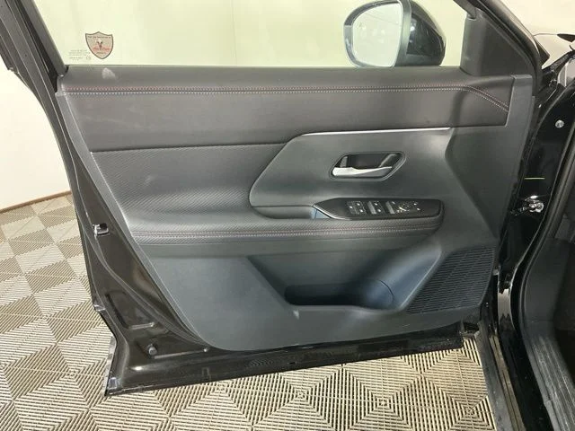 New 2026 Black Nissan SR image 9