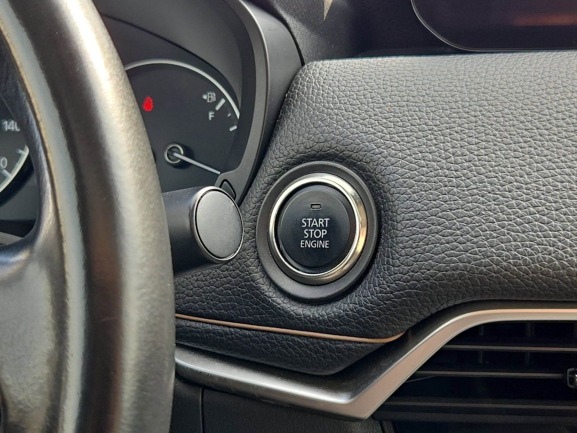 Used 2024 Rhodium White Premium Mazda 3.3 Turbo Premium image 20