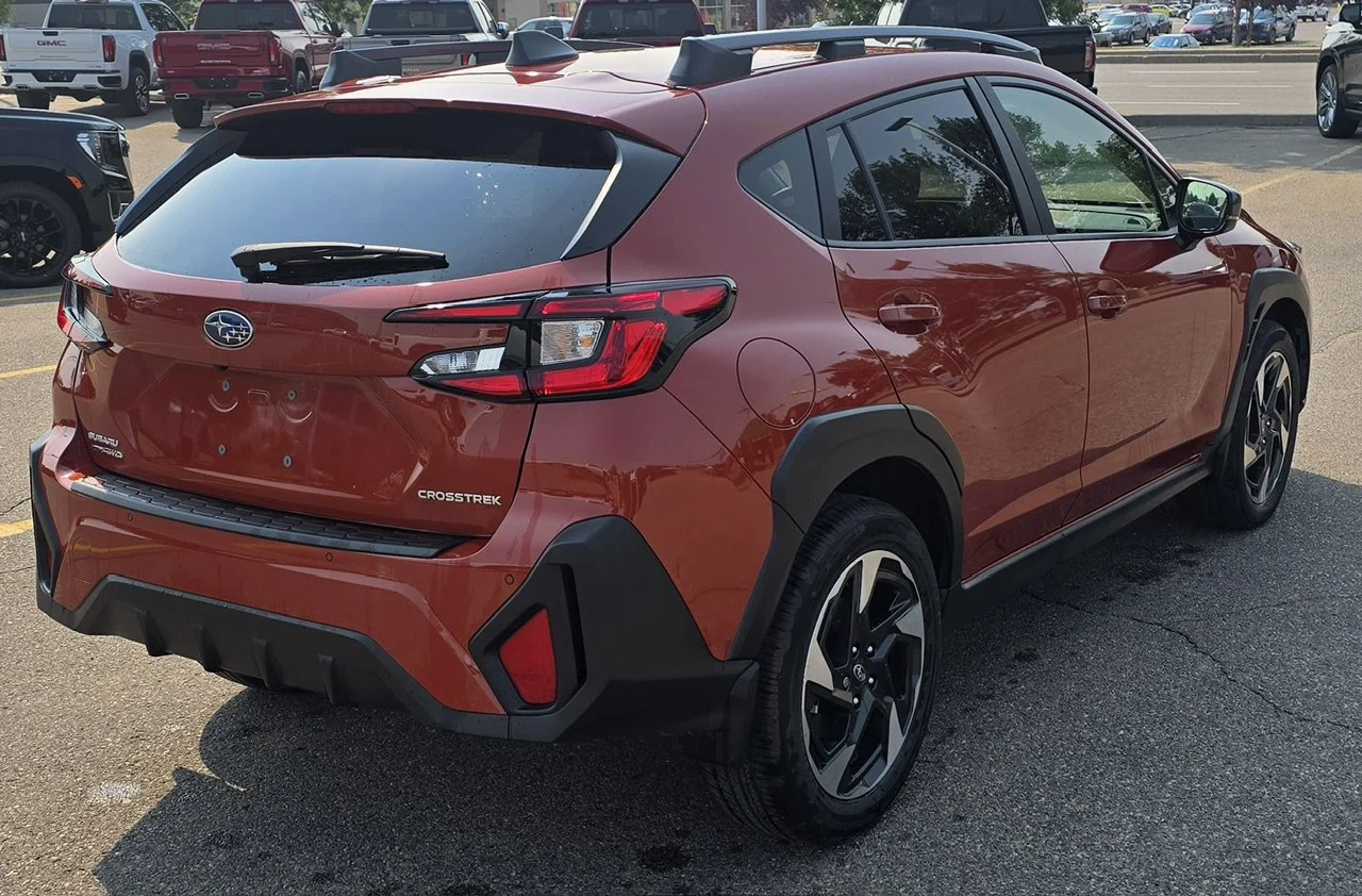 Used 2024 BRONZE Subaru Limited AWD Leather Sunroof image 5