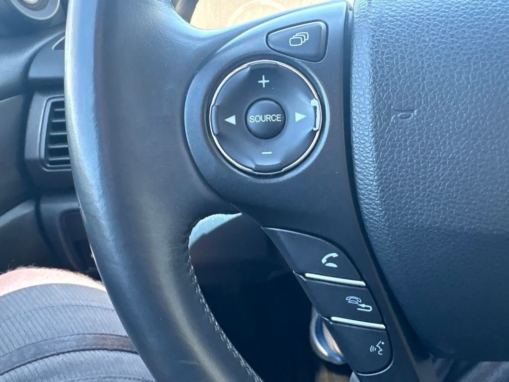 Used 2014 Gray Honda EX-L image 18