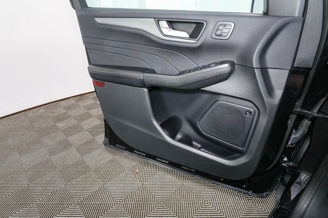 Used 2023 Black Ford Active image 38