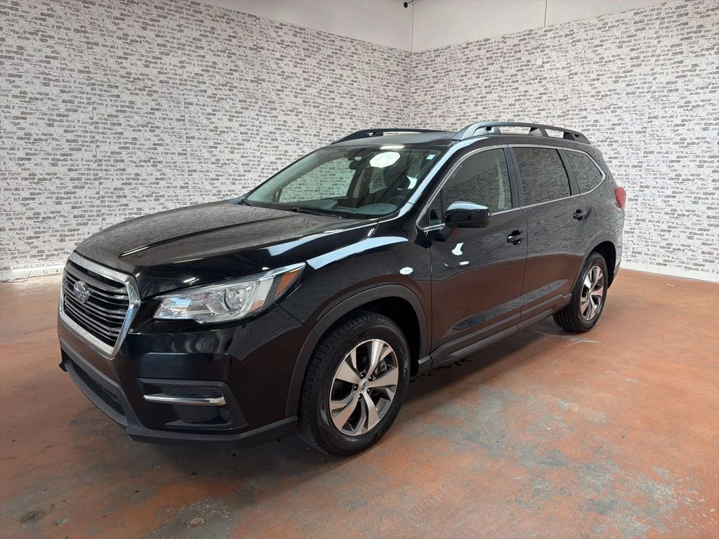 Used 2022 Black Subaru Premium image 3
