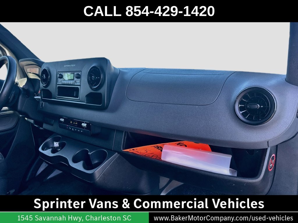 Used 2020 White Freightliner Base image 26