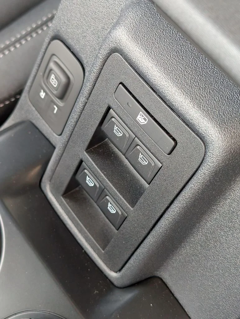New 2025 Azure Gray Metallic Tri-Coat Ford Big Bend® image 37