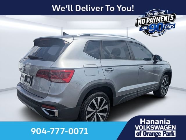 Used 2022 Silver Volkswagen 1.5T SE image 3