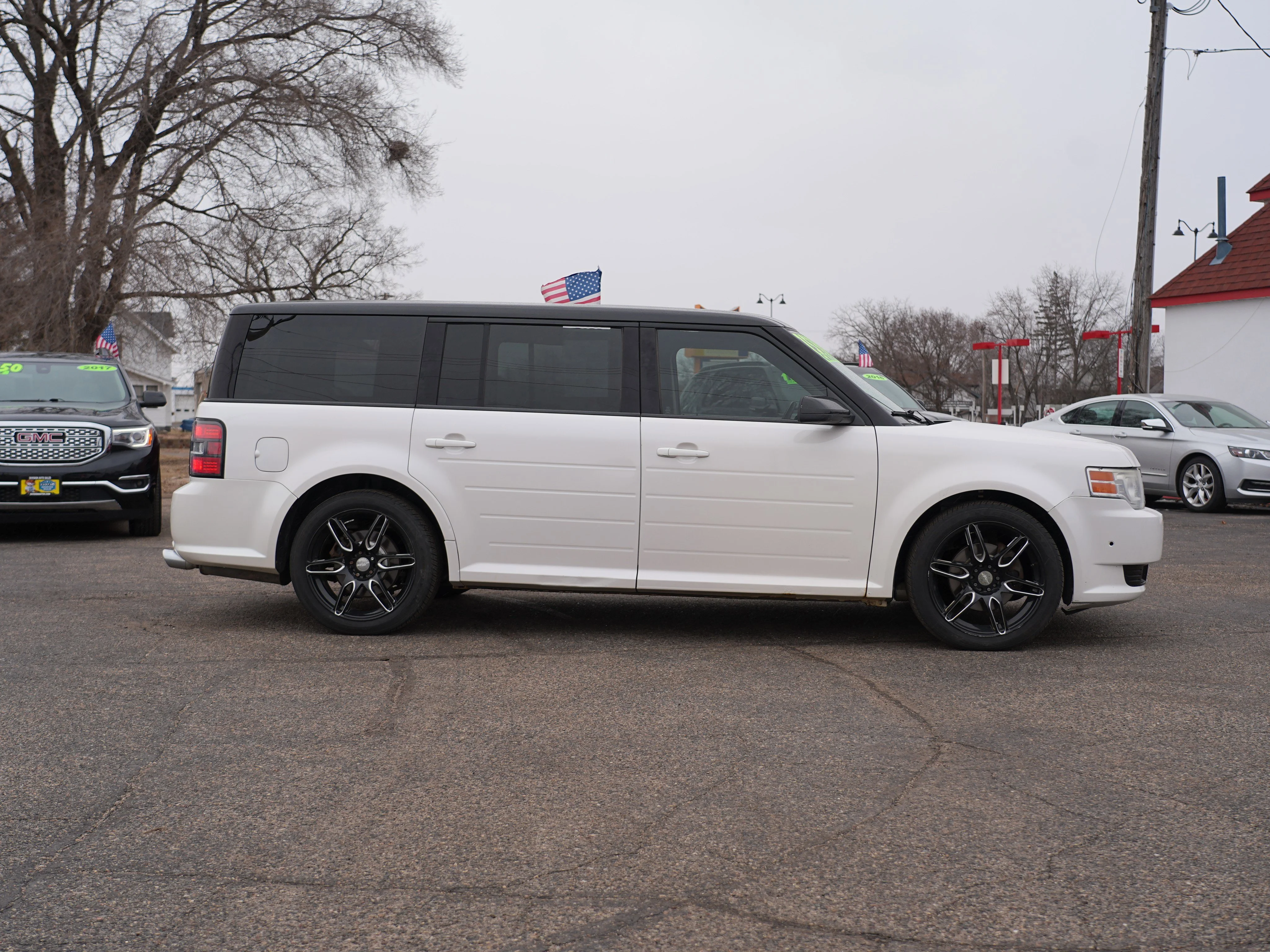 2011 Ford Flex Titanium - Photo 2