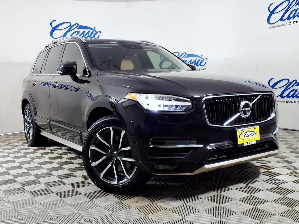 Used 2016 Black Volvo T6 Momentum image 1