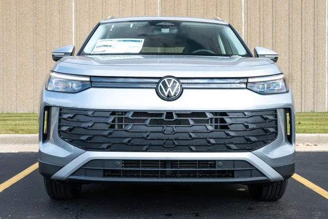 New 2025 Silver Volkswagen 2.0T S image 2