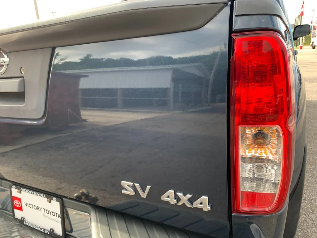 Used 2019 Blue Nissan SV image 32