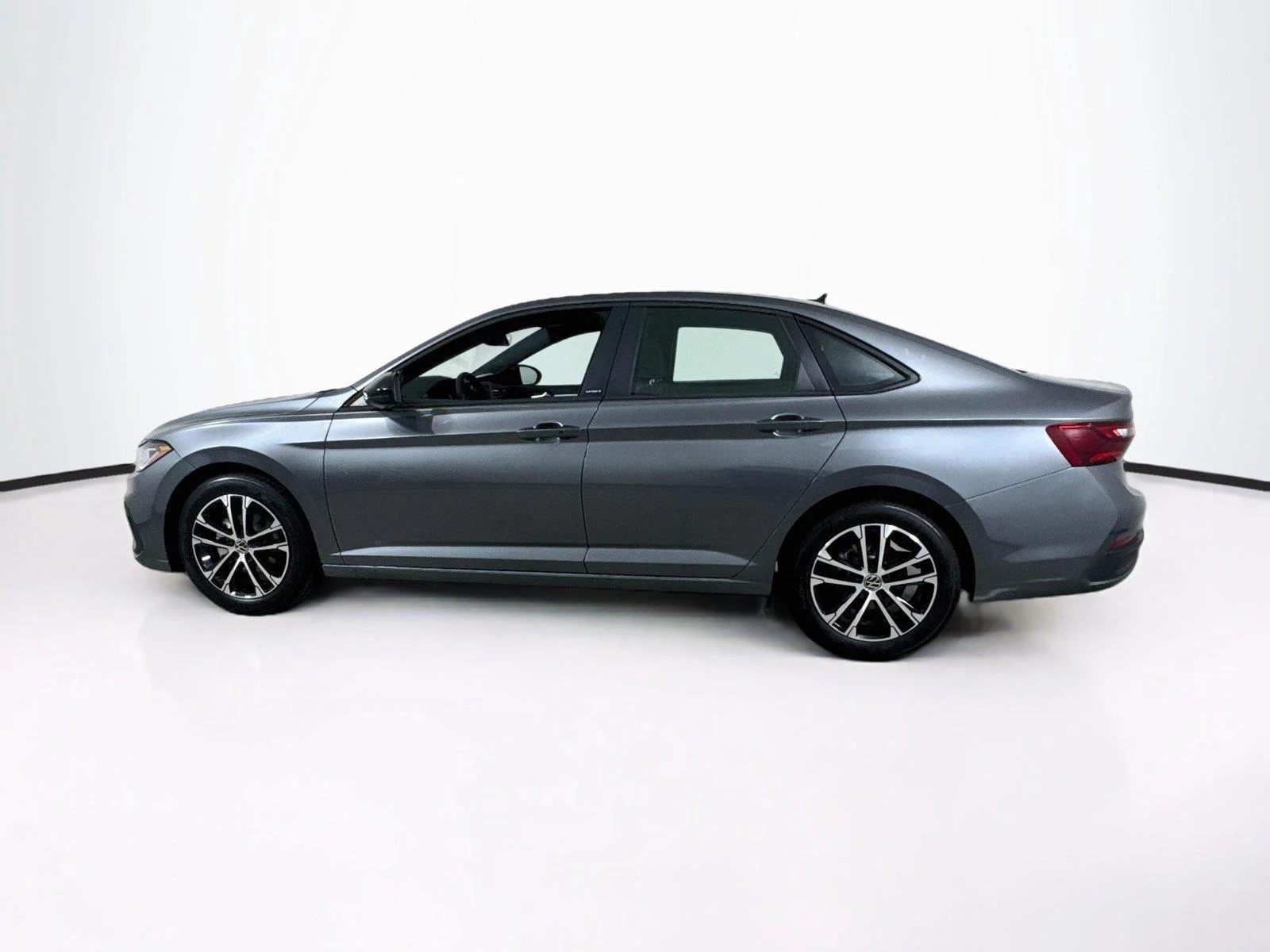 New 2027 GRAY VOLKSWAGEN  image 3