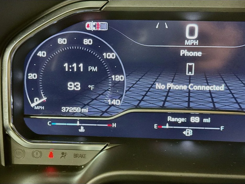 Used 2024 White GMC Denali image 14
