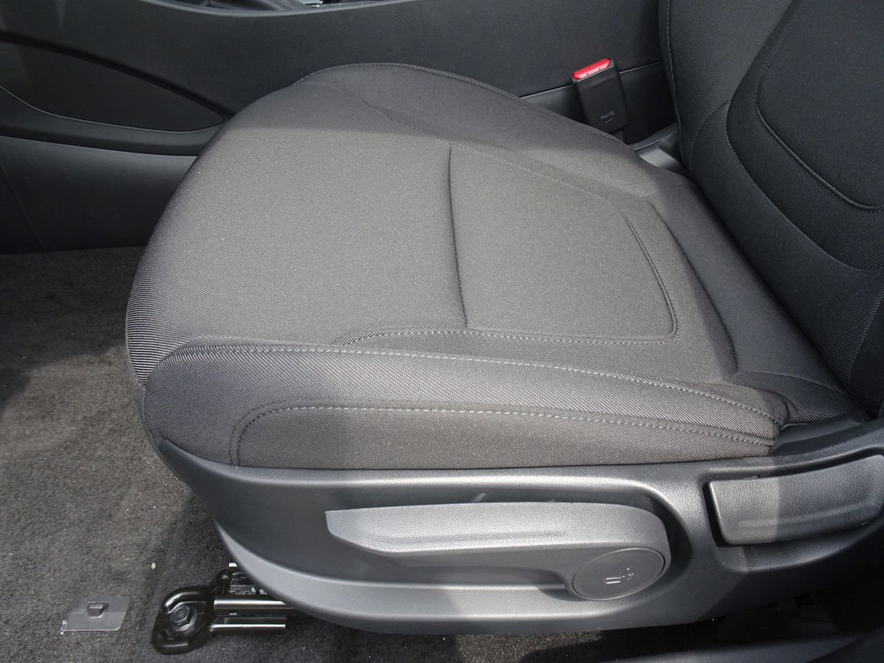 New 2026 Gray Hyundai SE FWD image 9