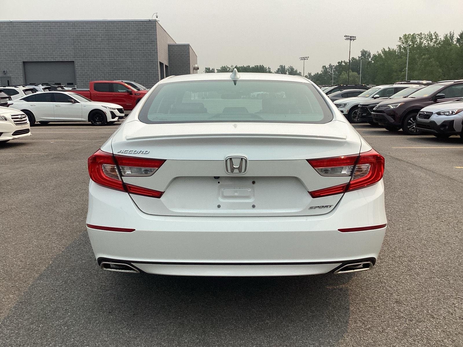 Used 2020 Platinum White Pearl Honda Sport image 6