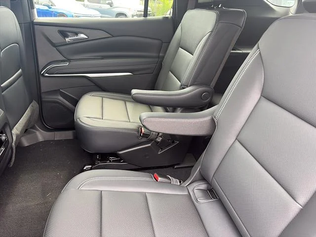 2027 Chevrolet Traverse LT - Photo 13