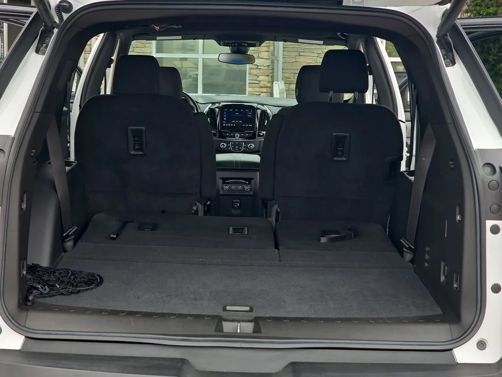 Used 2022 White Chevrolet LT image 13