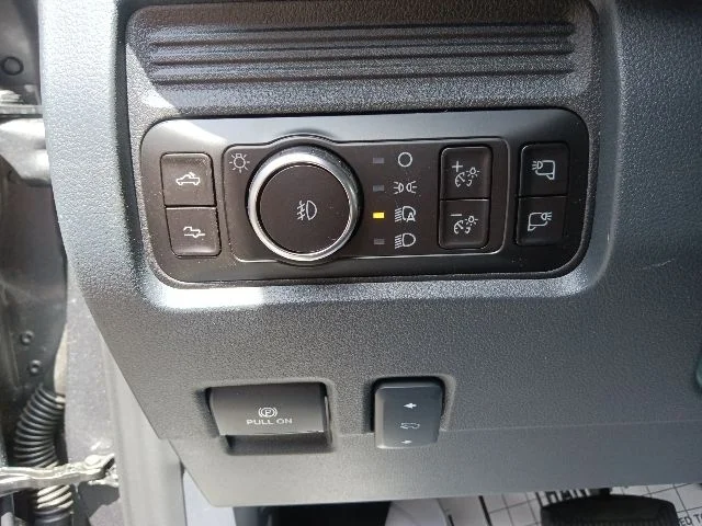 New 2026 Carbonized Gray Metallic Ford F-250® Platinum® image 17