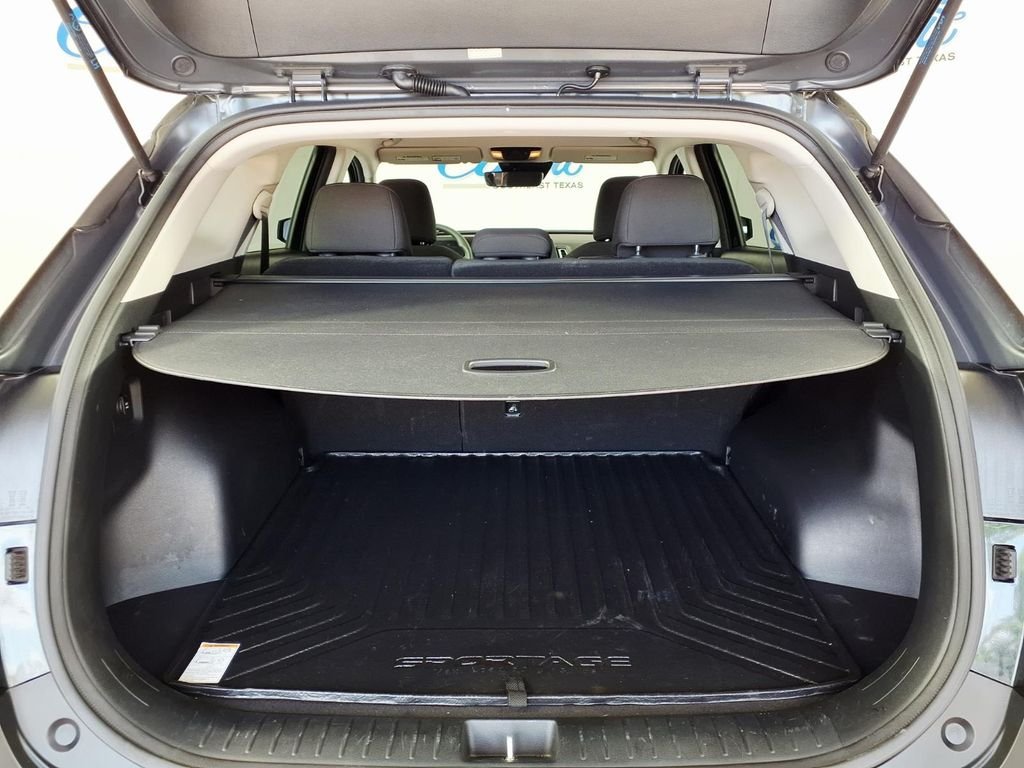 Used 2023 Black Kia LX image 11