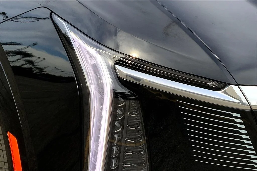 2025 Cadillac Escalade IQ Luxury 2 - Photo 14