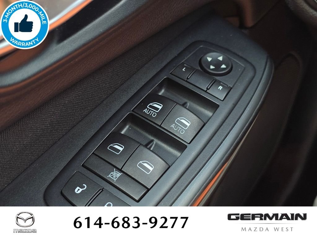 Used 2016 White Jeep Latitude image 27