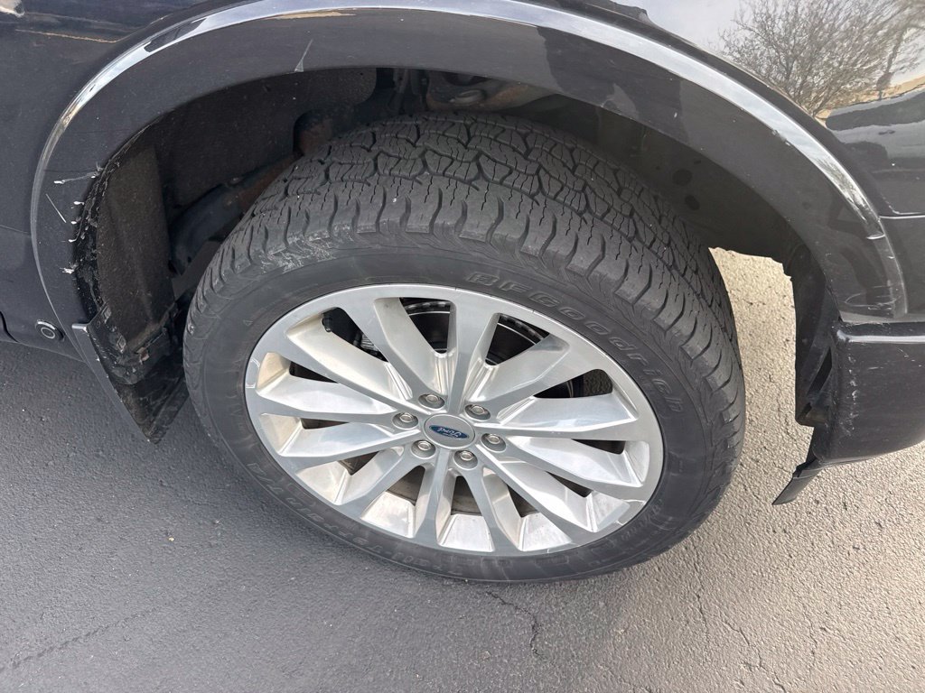 Used 2019 Black Ford Limited image 3