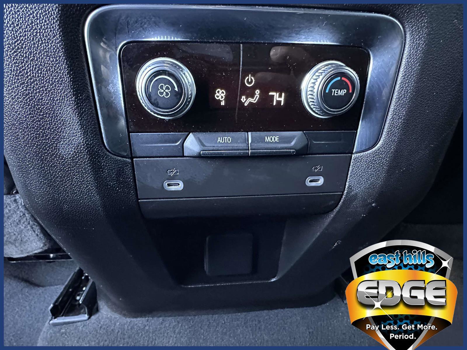 2024 GMC Yukon SLT - Photo 18