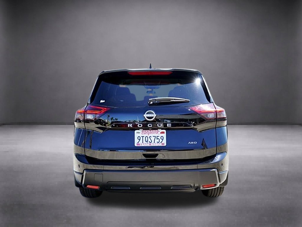 Used 2025 Black Nissan S image 5