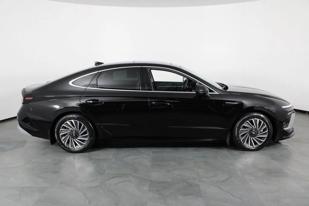 Certified Used 2024 Black Hyundai Limited image 15