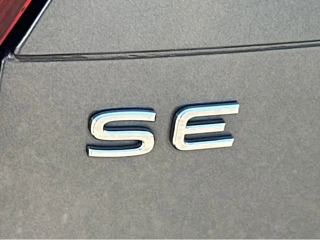 2024 Volkswagen Tiguan SE - Photo 9