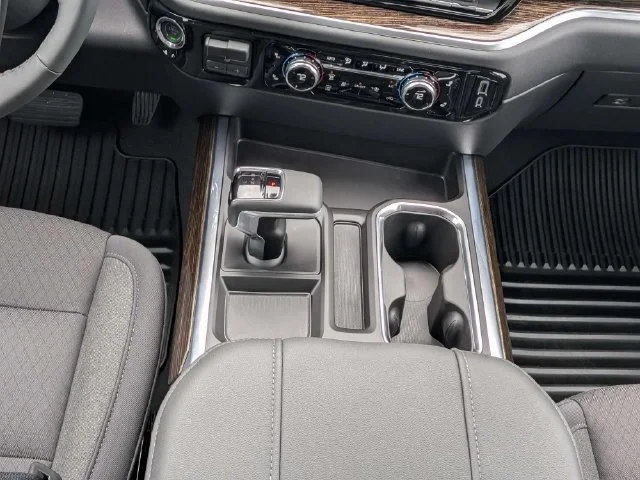 New 2026 Sterling Metallic GMC Elevation image 19